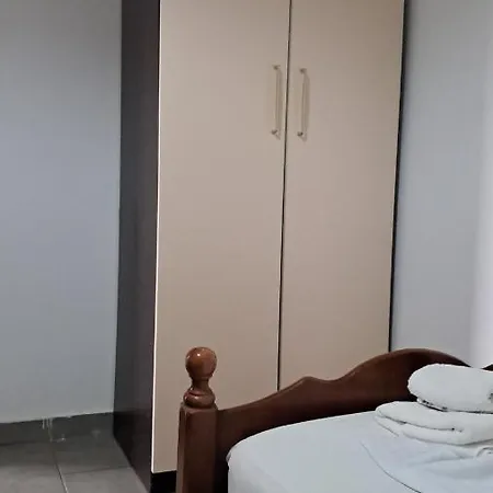 Eva * Ksamil
